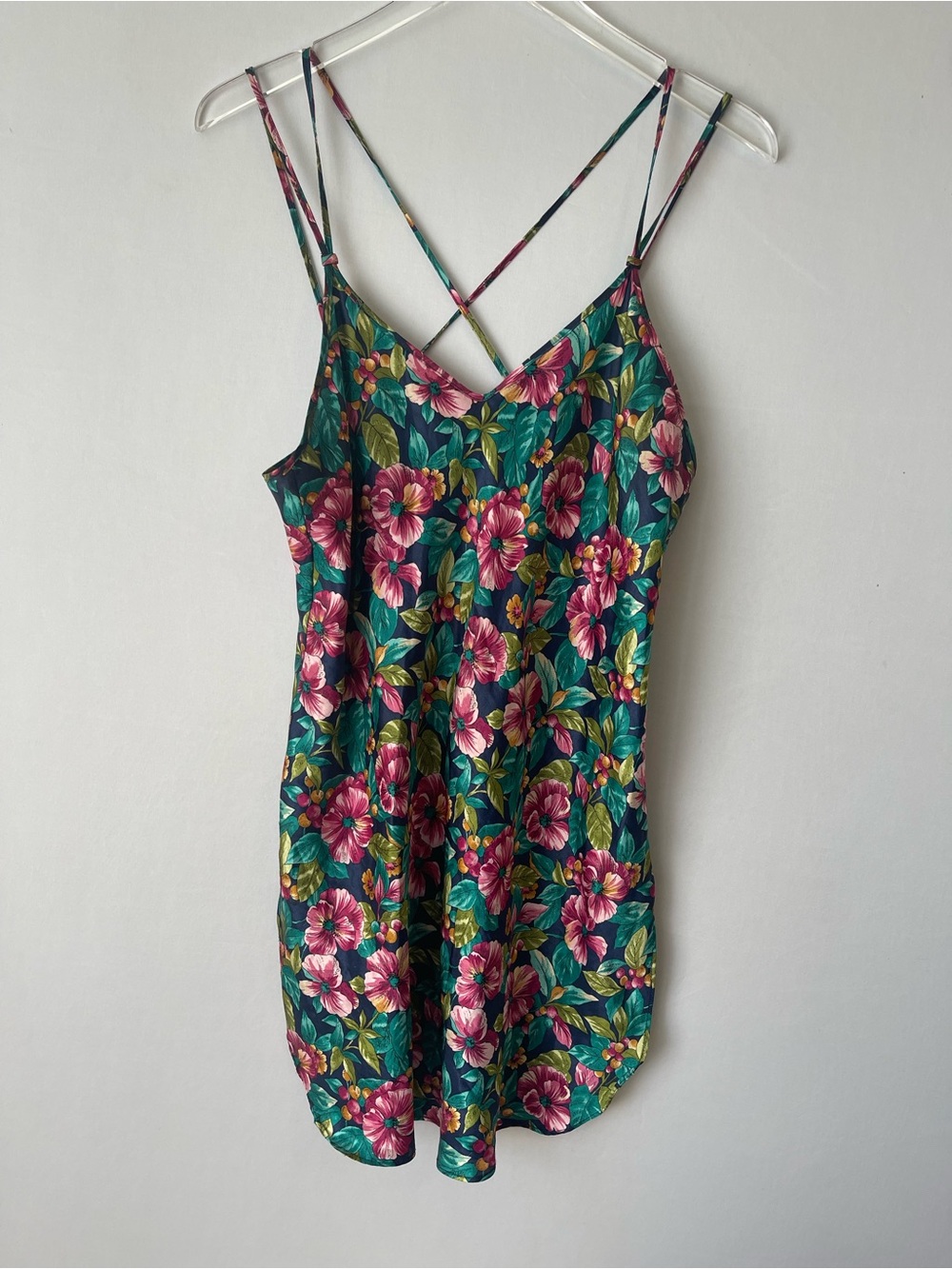 California Dynasty 90s Floral Satin Chemise M